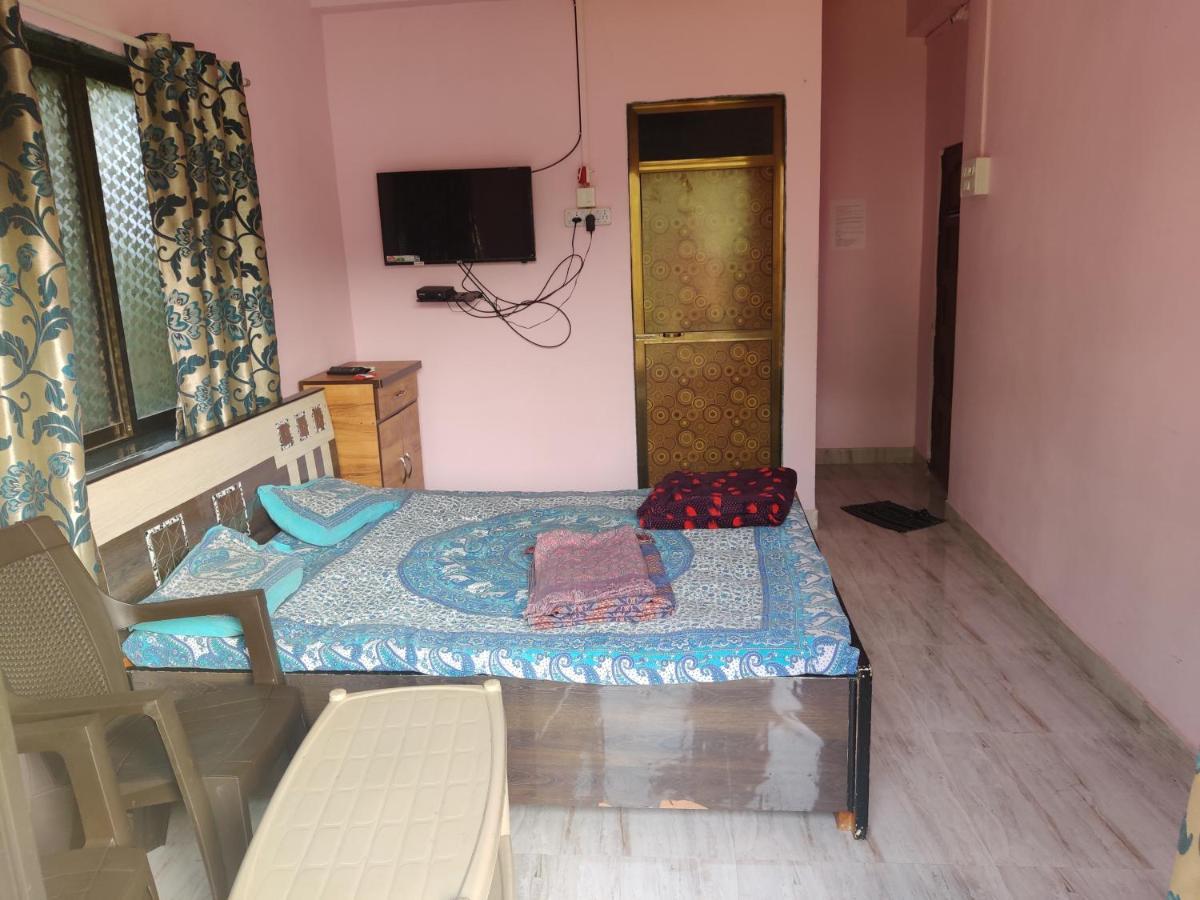 Gulmohar Cottages - Home Stay In Alībāg Exterior photo