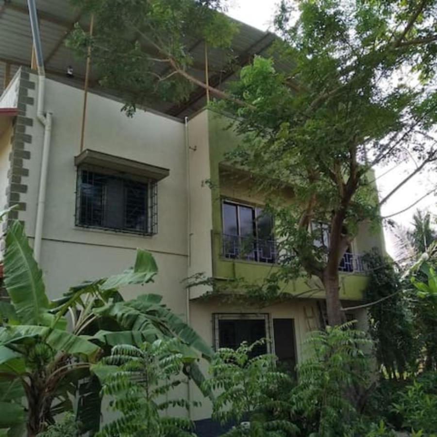 Gulmohar Cottages - Home Stay In Alībāg Exterior photo