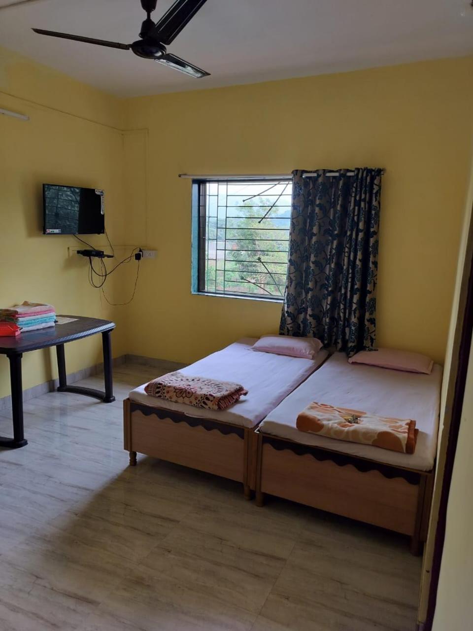 Gulmohar Cottages - Home Stay In Alībāg Exterior photo